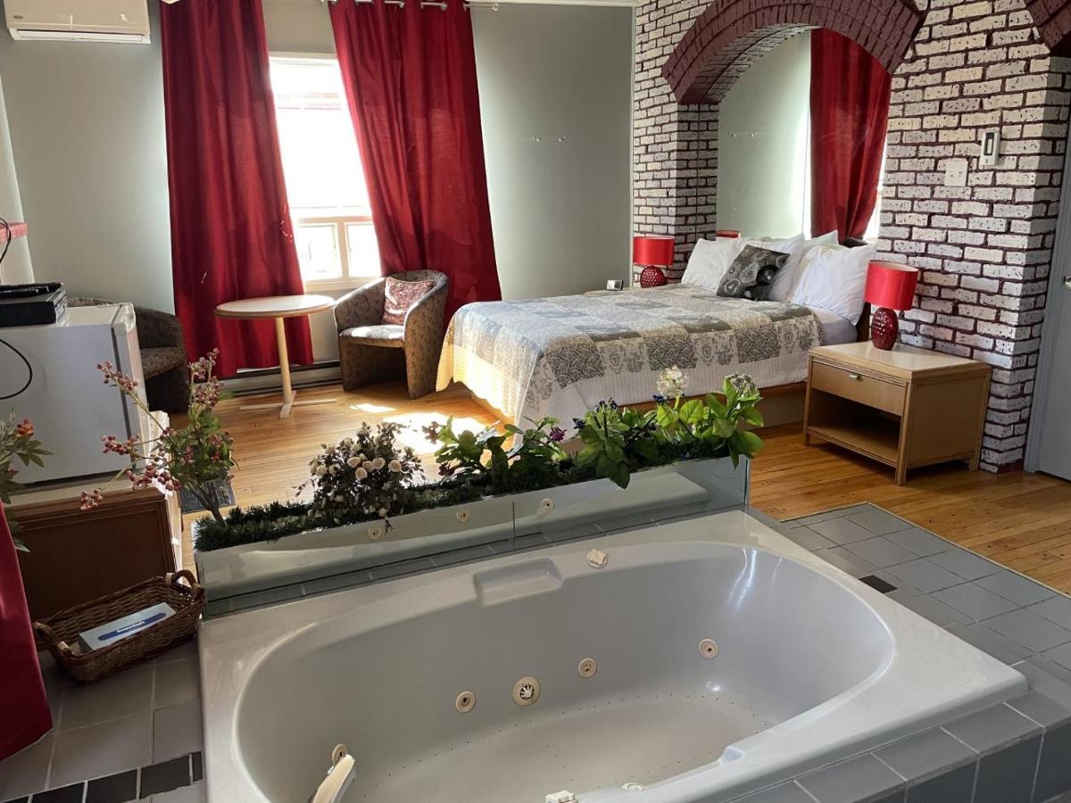 Hotel Motel Le Regent Québec Zewnętrze zdjęcie