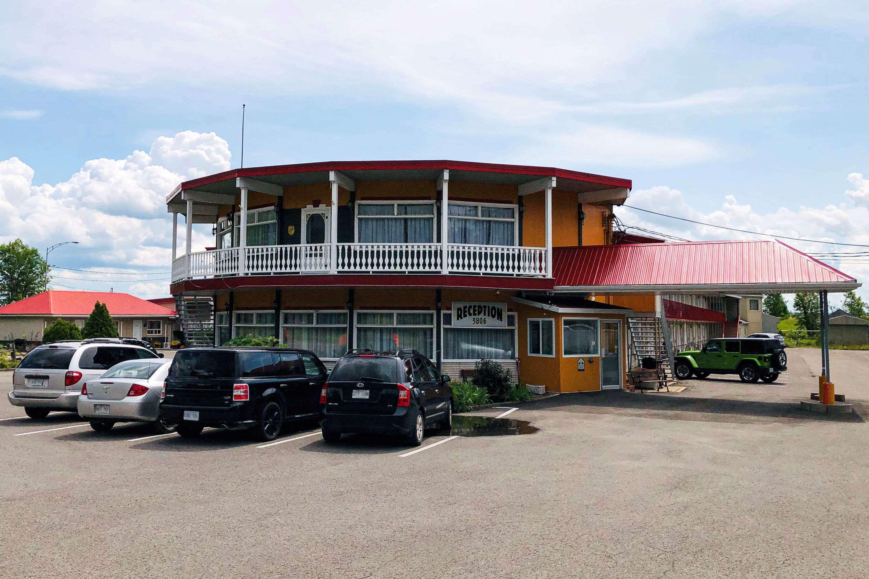 Hotel Motel Le Regent Québec Zewnętrze zdjęcie